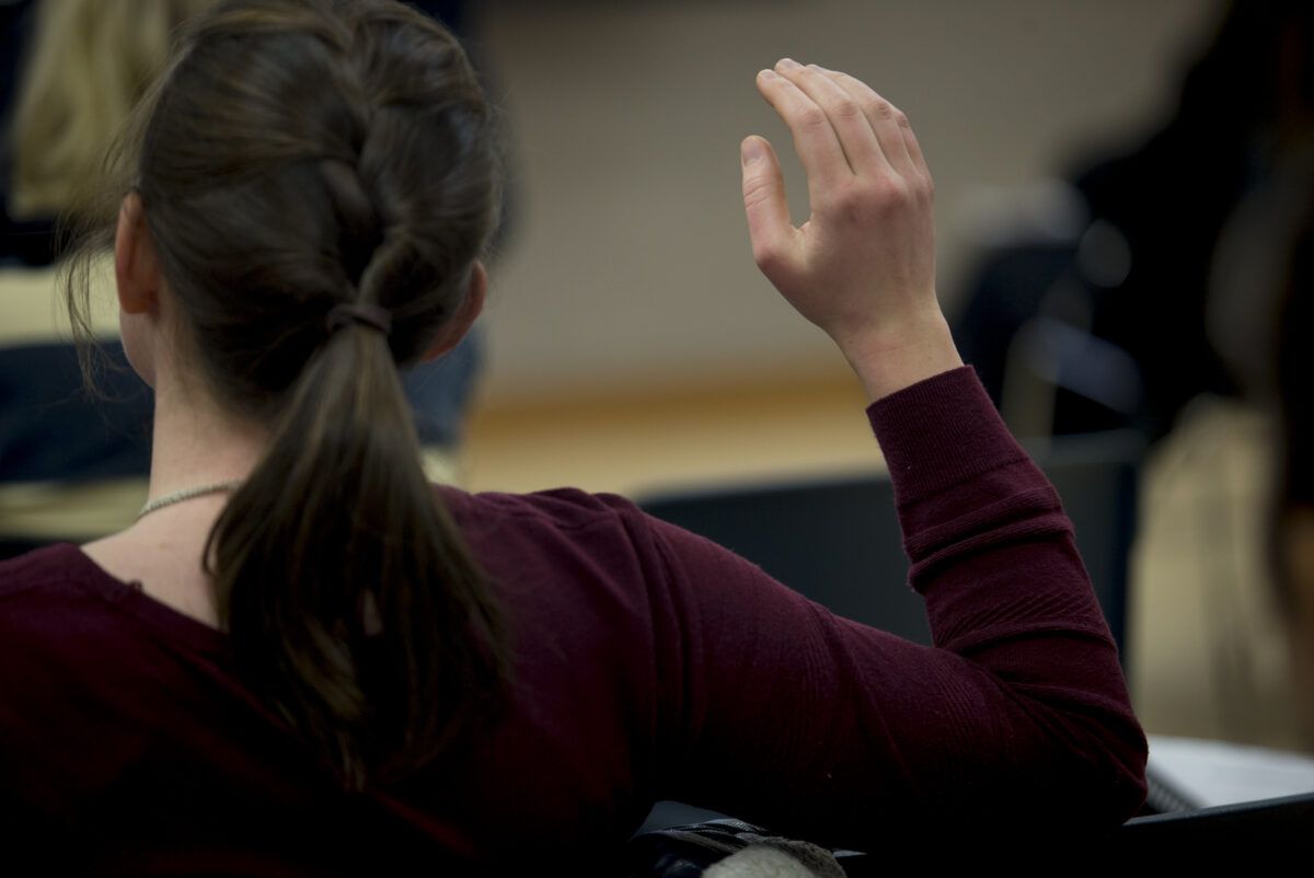 Utah court volunteers advocate for children in abuse, neglect court